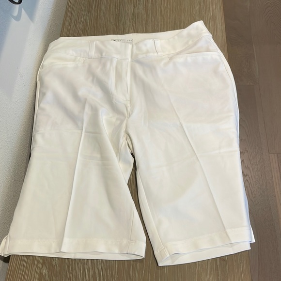 Adidas Bermuda Golf Shorts - Picture 1 of 4